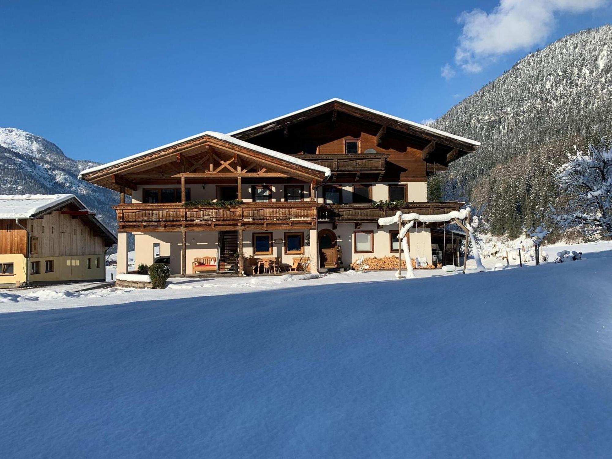 Apartment In Saalfelden Am Steinernen Meer Exterior photo